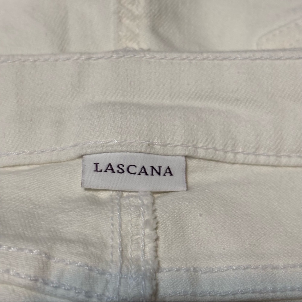 LASCANA Women's White Casual Shorts Size 6 - Picture 3 of 5